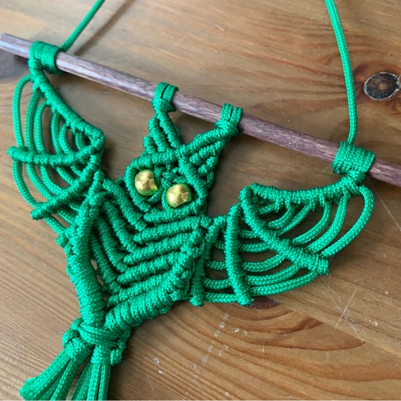 Handmade Macrame Bat Charm - Picture 1 of 2